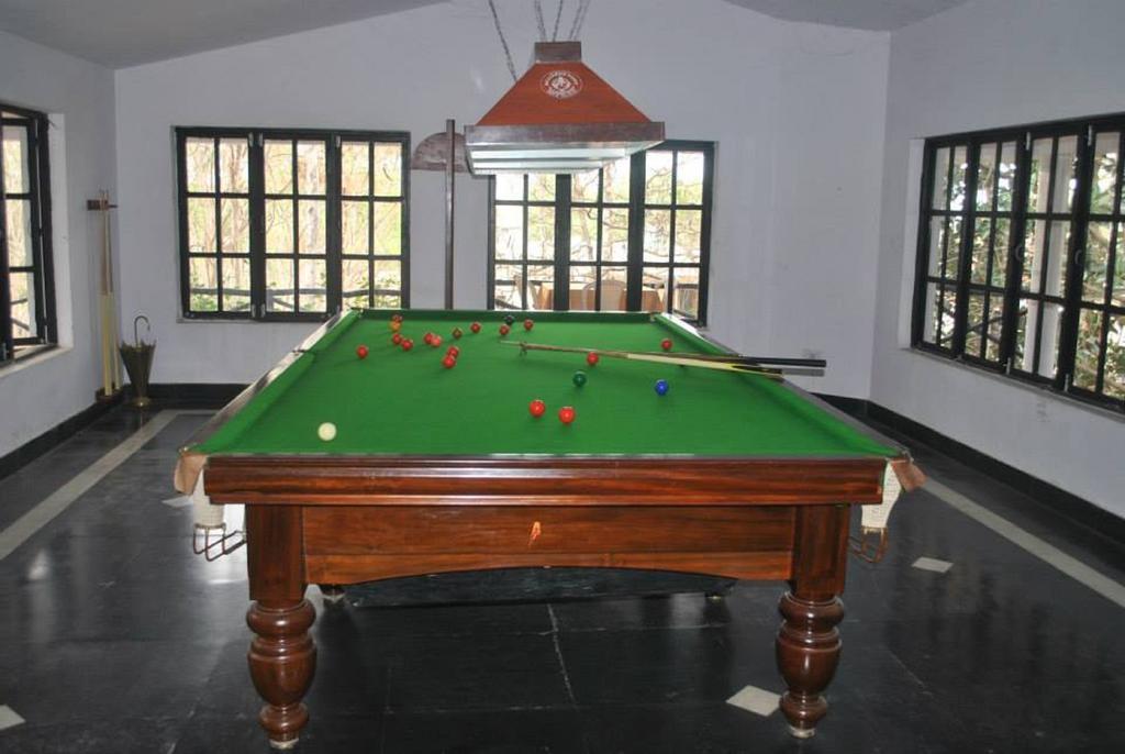 Eagle Ridge Resort Bangalore Exterior foto