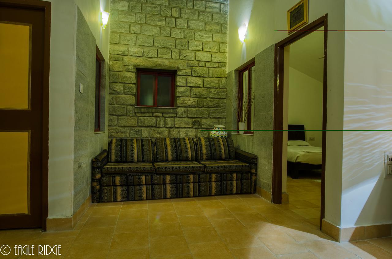 Eagle Ridge Resort Bangalore Zimmer foto
